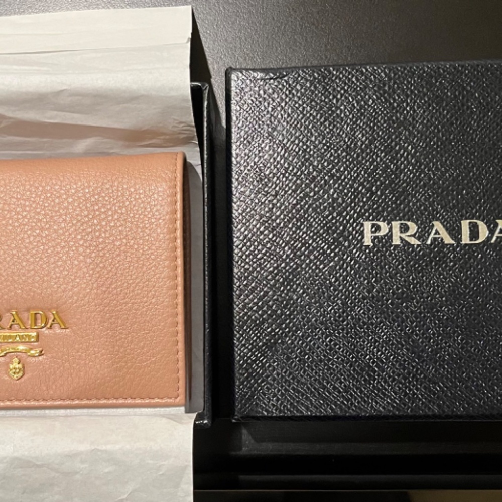 NWOT PRADA Saffiano Leather Wallet - Picture 4 of 6
